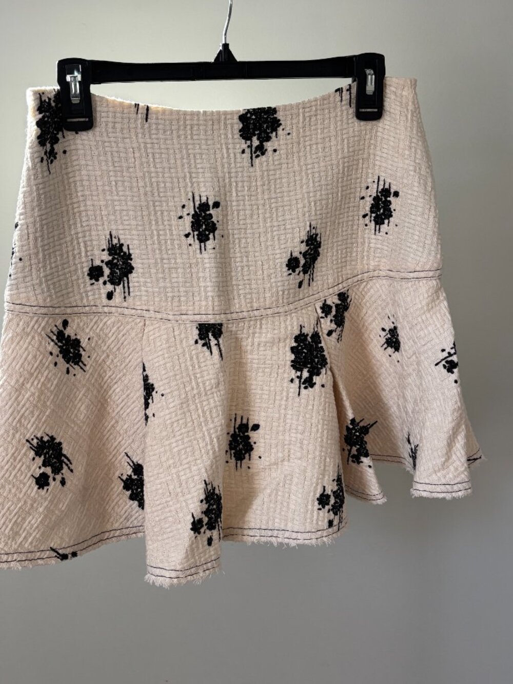 Derek Lam 10 Crosby Cream Embroidered Floral Peplum Mini Skirt Size 4 NWT - Picture 3 of 6
